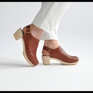 Bryr Clogs - Suzie in Sienna